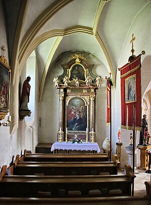 WInklarn, Pfarrkirche hl. Rupert, im Kern romanischer Saalbau, Um- und Zubauten im 15. Jh.