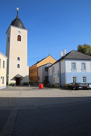 Neupölla, Pfarrkirche hl. Jakobus der Ältere, spätgotischer Bau von 1451