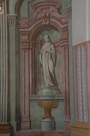 Inzersdorf ob der Traisen, Pfarrkirche hl. Petrus, Altarraum mit illusionistischen Fresken, Ende 18. Jh.