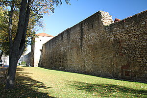 Wiener Neustadt, Stadtmauer bei Kasematten