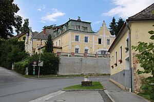 Karlstein, Parkstraße 2, Ehem. Metallwaren- und Uhrenfabrik, 1908/09