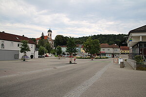Reidling, Leopold Figl-Platz