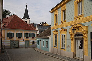 Weitra, Auhofgasse, Blick Richtung Pfarrkirche