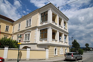 Ybbs an der Donau, Schiffmeisterhaus, im Kern 15. und 16. Jahrhundert, im 19. Jahrhundert umgebaut