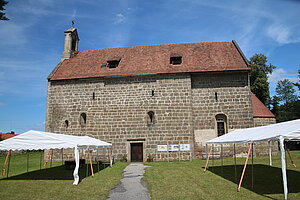 Alt-Weitra, Filialkirche Hll. Peter und Paul, romanische Saalkirche