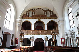 Schloss Artstetten, Pfarrkirche hl. Jakobus der Ältere, 1691-98 zu barocken Saalbau erweitert