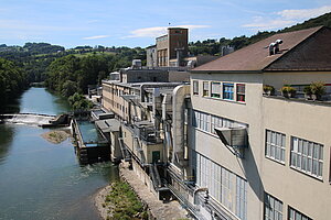 Kematen, Blick über Ybbs und Neusiedler Papierfabrik