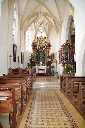 St. Leonhard am Forst, Pfarrkirche St. Leonhard, linker Seitenaltar: Schmerzhafte Muttergottes, Mitte 18. Jahrhundert