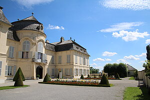 Schloss Niederweiden, barockes Jagdschloss, 1693-1701 errichtet, Johann Bernhard Fischer von Erlach