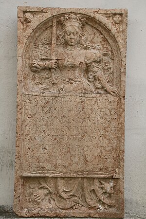 Hürm, Wirtschaftstrakt des Pfarrhofes, Grabstein der Katherina Vennawerin, 1553