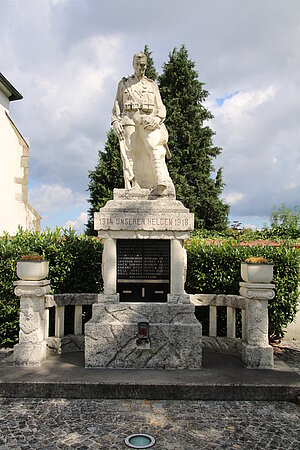 Kirchstetten, Kriegerdenkmal neben der Kirche, 1923