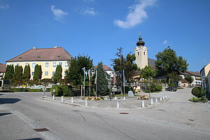 Kottes, Blick über den neu gestalteten Platz