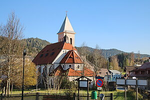 Mitterbach am Erlaufsee, Pfarrkirche hl. Klemens Maria Hofbauer, 1914/15 nach Plänen von Hubert Gangl in spätromantisch-expressionistischem Stil errichtet, erst 1967 fertiggestellt