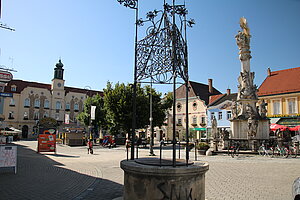 Neunkirchen, Hauptplatz