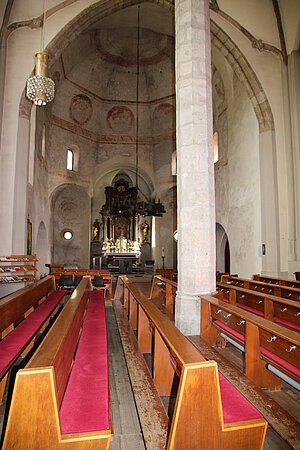 Wieselburg, Pfarrkirche hl. Ulrich, Einblick in das ottonische Oktogon