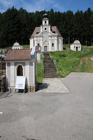 Kirchschlag in der Buckligen Welt, Kreuzweg und Kreuzwegkirche, 1730-33 errichtet