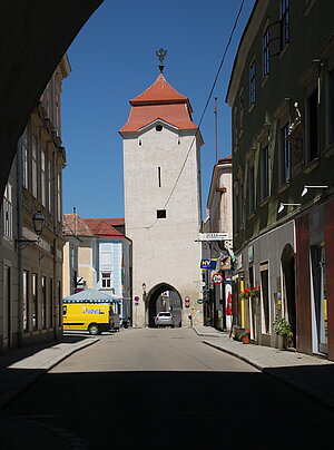 Retz, Znaimer Tor, um 1300 als Teil der Stadtbefestigung entstanden