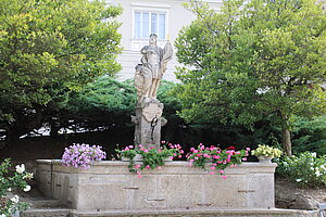Weitra, Brunnenfigur hl. Florian, 1770