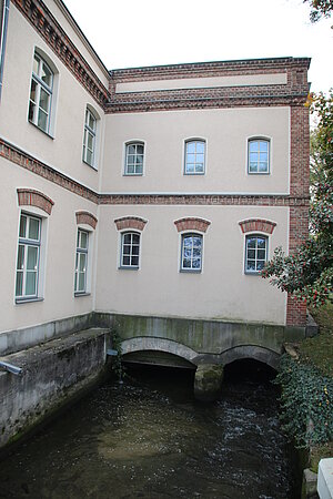 Ebreichsdorf - Hauptplatz, ehem. Textilfabrik Regner und Rücker, 1902