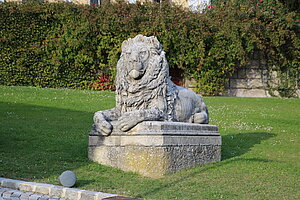 Gobelsburg, Schloss Gobelsburg, Löwe vom Stiegenaufgang