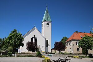 Sigmundsherberg, Pfarrkirche hl. Christophorus, 1936/37 errichtet nach Plänen von Rudolf Wondracek