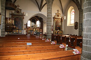 Vitis, Pfarrkirche hl. Bartholomäus, Kircheninneres, Langhaus, 2. Hälfte 15. Jahrhundert, zweischiffige Halle mit Kreuzrippengewölbe