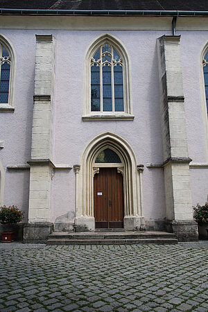 Ybbs an der Donau, Portal der Pfarrkirche hl. Laurentius