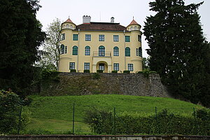 Kilb, Schloss Grünbichl, Renaissance-Schloss, 1810/30 klassizistisch umgebaut