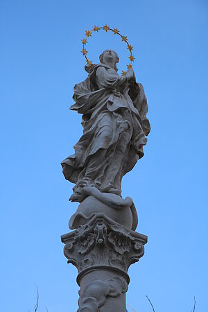 St. Pölten, Herrenplatz, Mariensäule, 1717