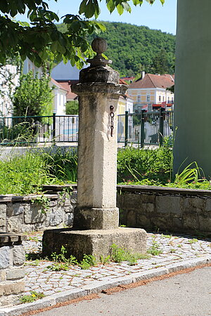 Furth, Pranger in der Linken Bachzeile, frühe Neuzeit
