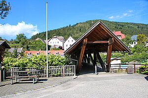 Lunz, Kunstbrücke - ehem. Doktorbrücke oder St. Johannesbrücke, 2005 neu errichtet und als Ausstellungsraum genützt