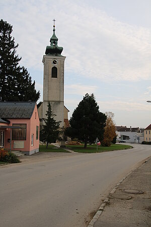 Großmugl, Hauptstraße