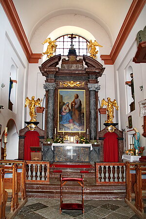 Josefsberg, Pfarrkirche hl. Josef, Saalkirche, 1644 errichtet, unter Maria Theresia erweitert, Blick in den Innenraum