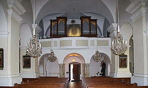 Rückersdorf, Pfarrkirche hl. Hyppolyt, im Kern romanischer Bau, gotischer Chor, 1689 barockisiert