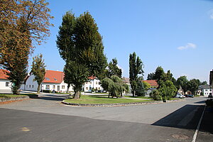 Blick über den neu gestalteten Hauptplatz in Grafenschlag