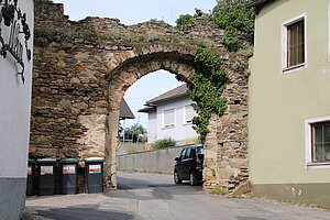 Lengenfeld, Schickenberggasse, Stadttor - Biri-Tor, 15. Jh.