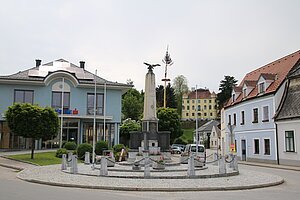 Kilb, Kriegerdenkmal, errichtet 1922